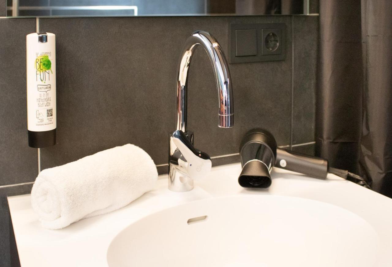 Tu Hotel By Wmm Hotels Tuningen Kültér fotó